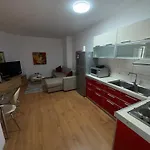 Gerald 1 Apartamento Tirana